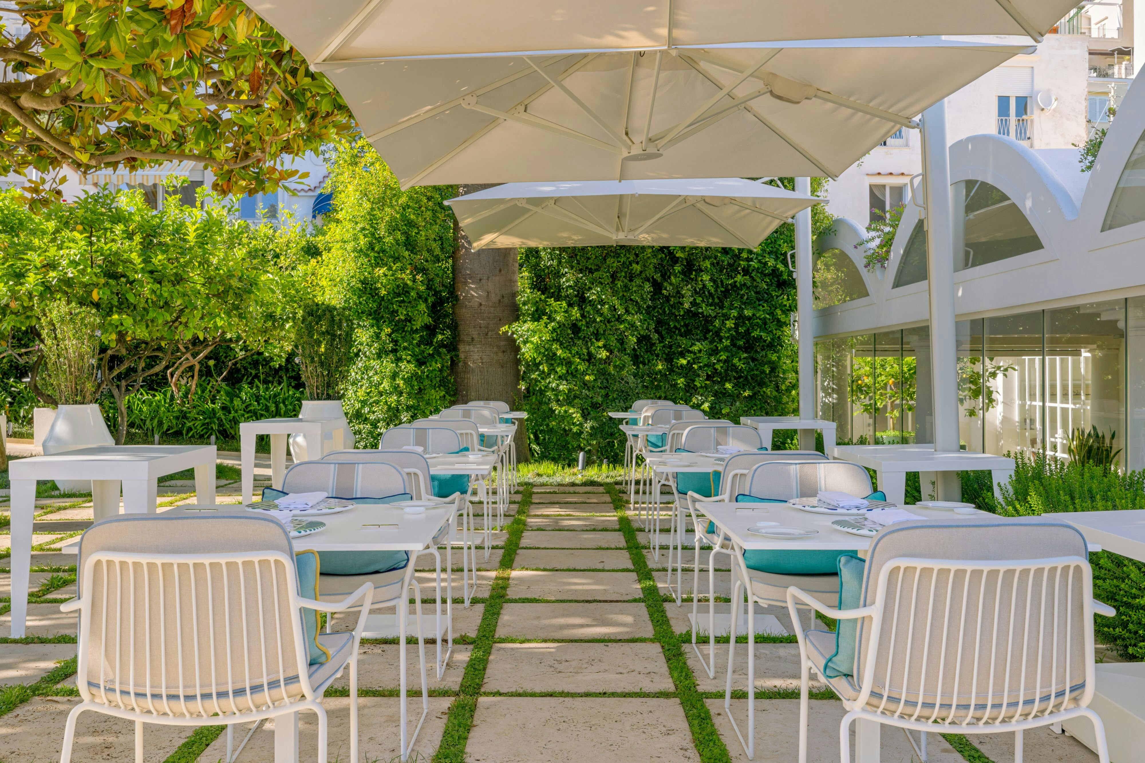 Pazziella Garden & Suites 57/66