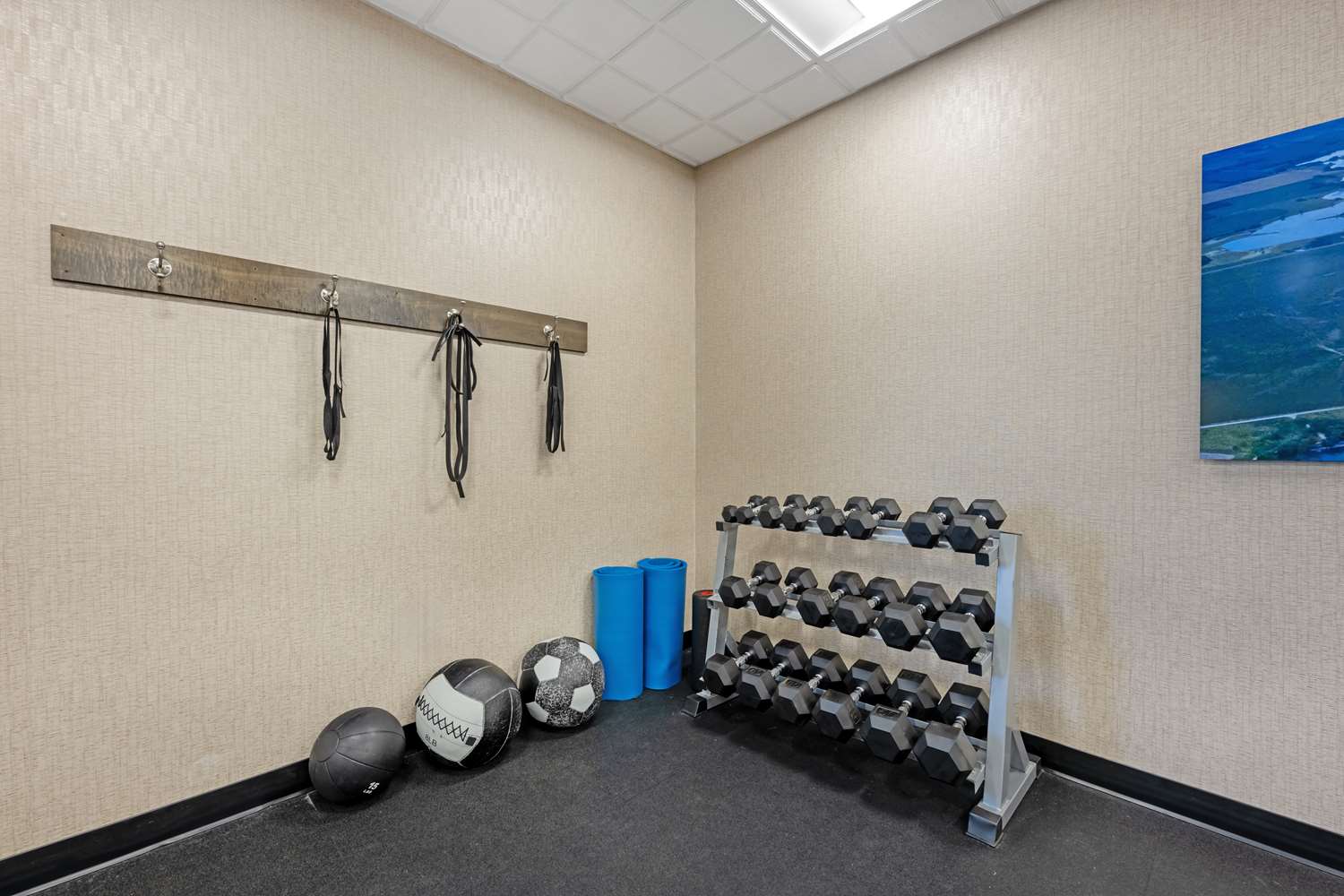 Best Western Plus Lakeview Hotel 26/48