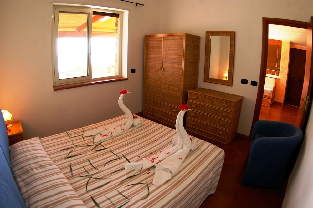 2 BEDROOMS, COMFORT, APARTMENT, SEA VIEW