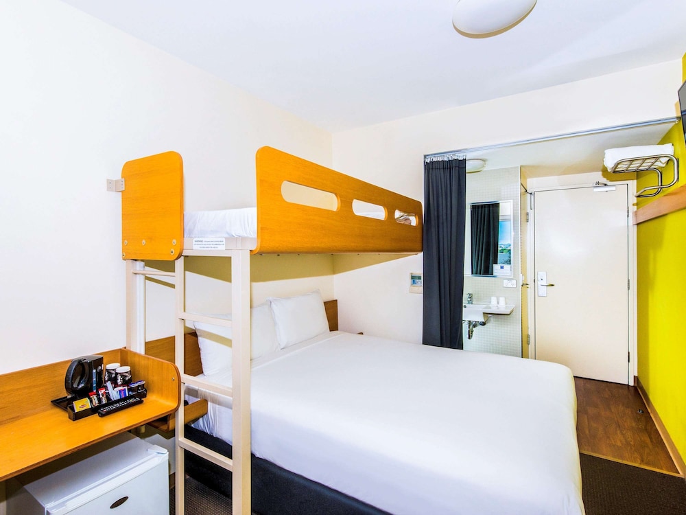 Ibis Budget Sydney Olympic Park 17/70