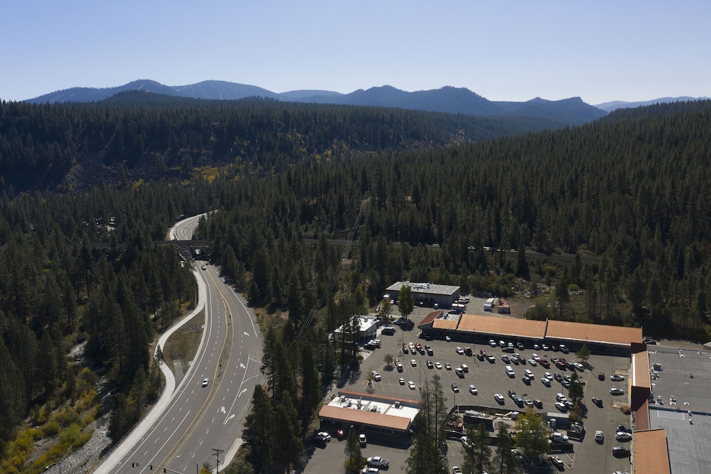 The Inn at Truckee 30/41