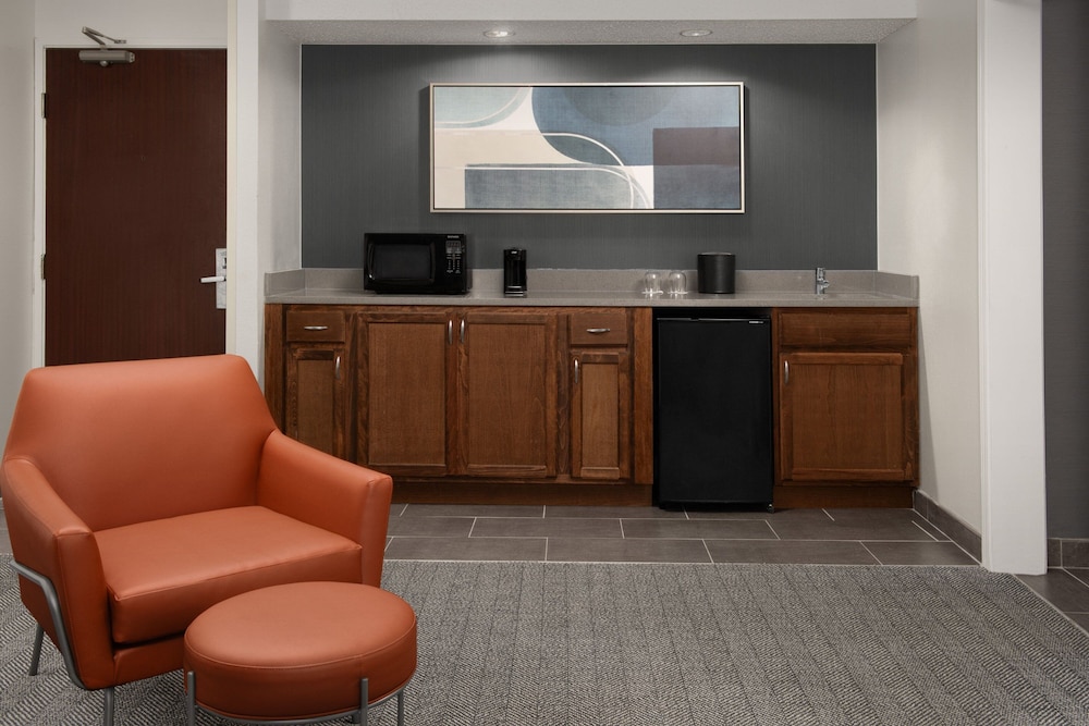 Courtyard By Marriott Dothan 6/46