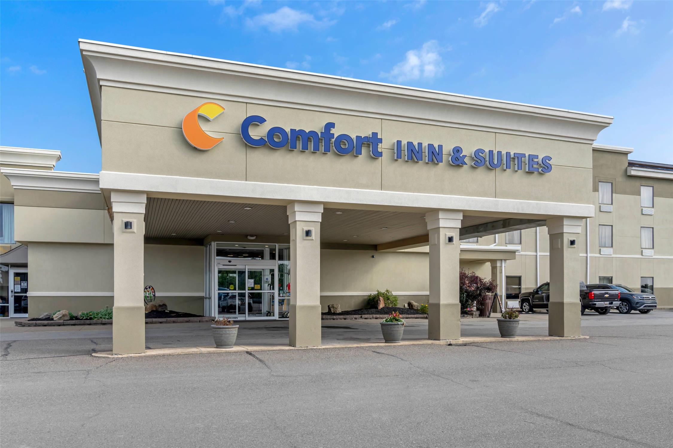 Comfort Inn & Suites Triadelphia - Wheeling 2/38