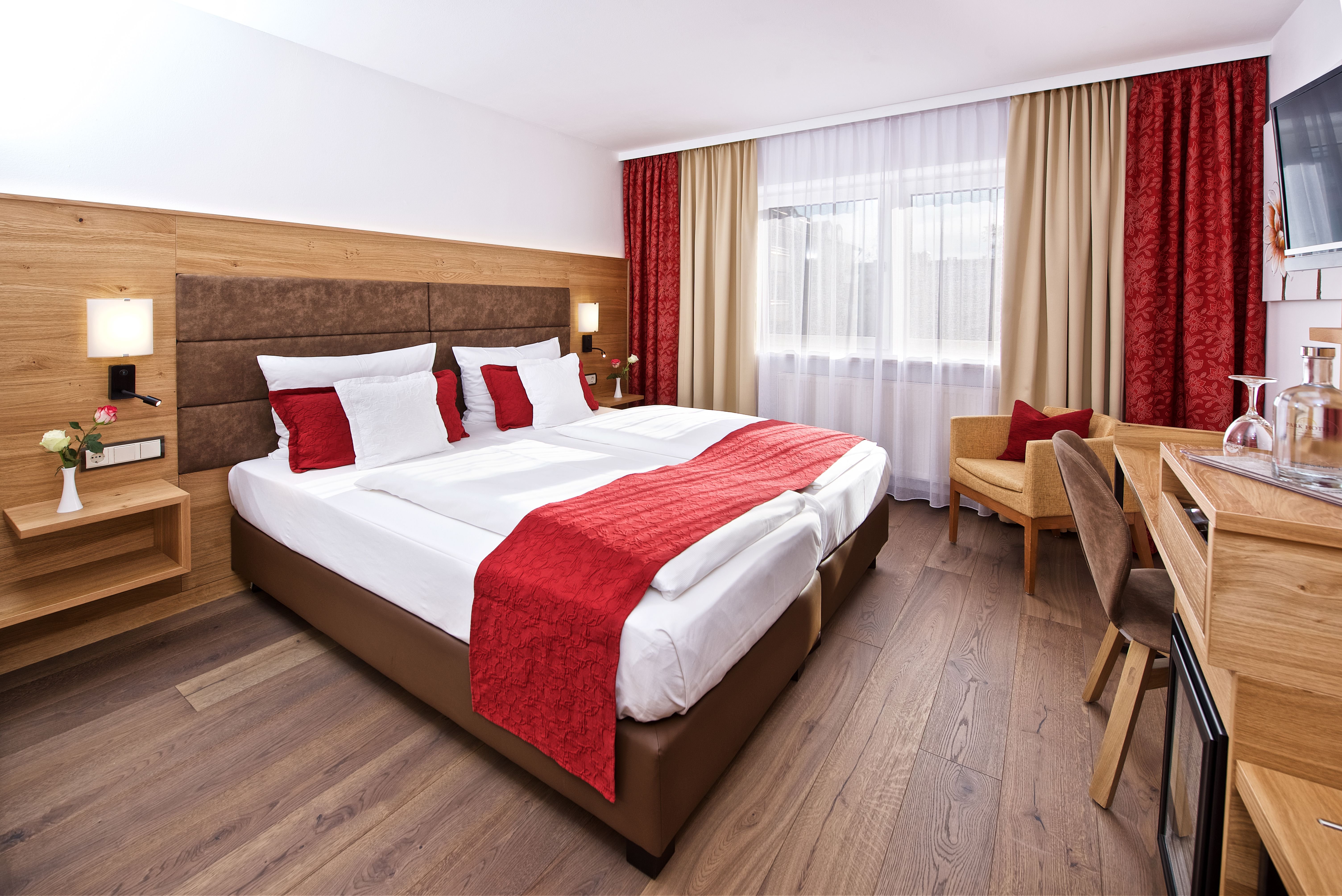 SUPERIOR, DOUBLE BED