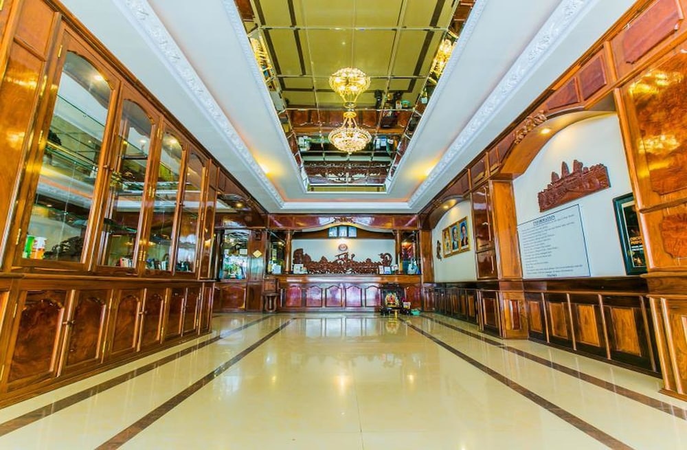 Star Hotel 4/46