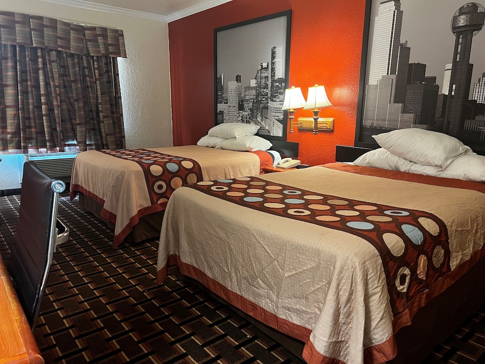 غرفة بسريرين كوين لذوي الإعاقة، Super 8 By Wyndham Brookshire Tx 2/6