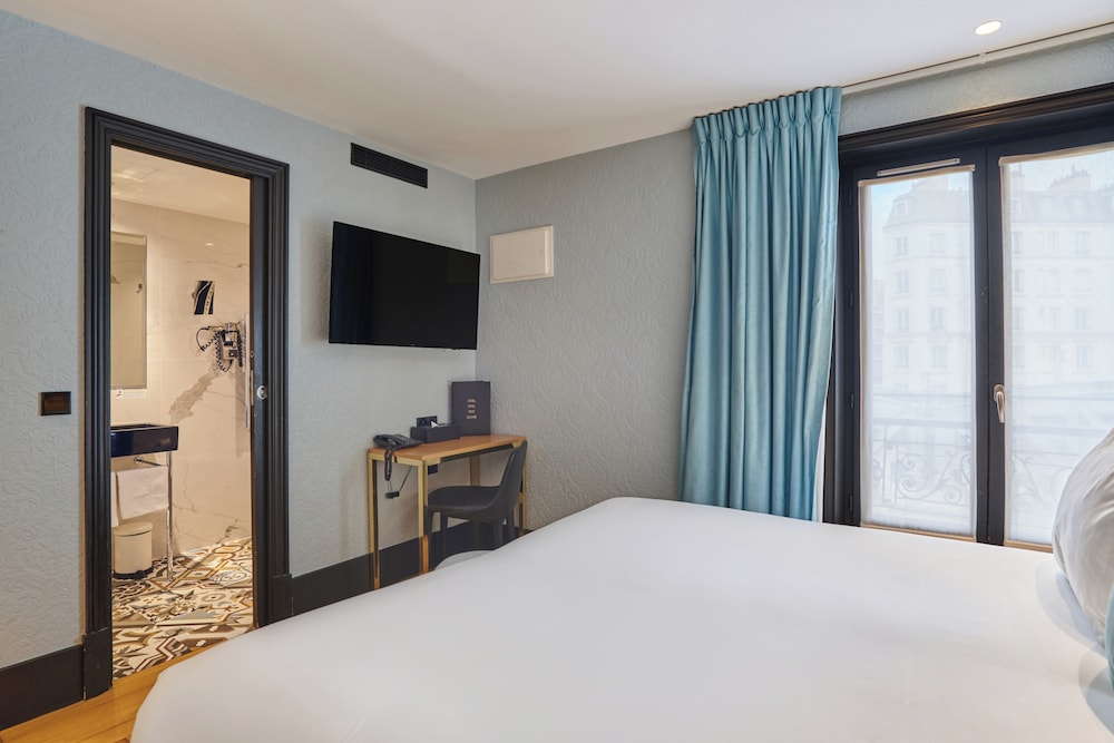 Hotel Eiffel Petit Louvre 21/63
