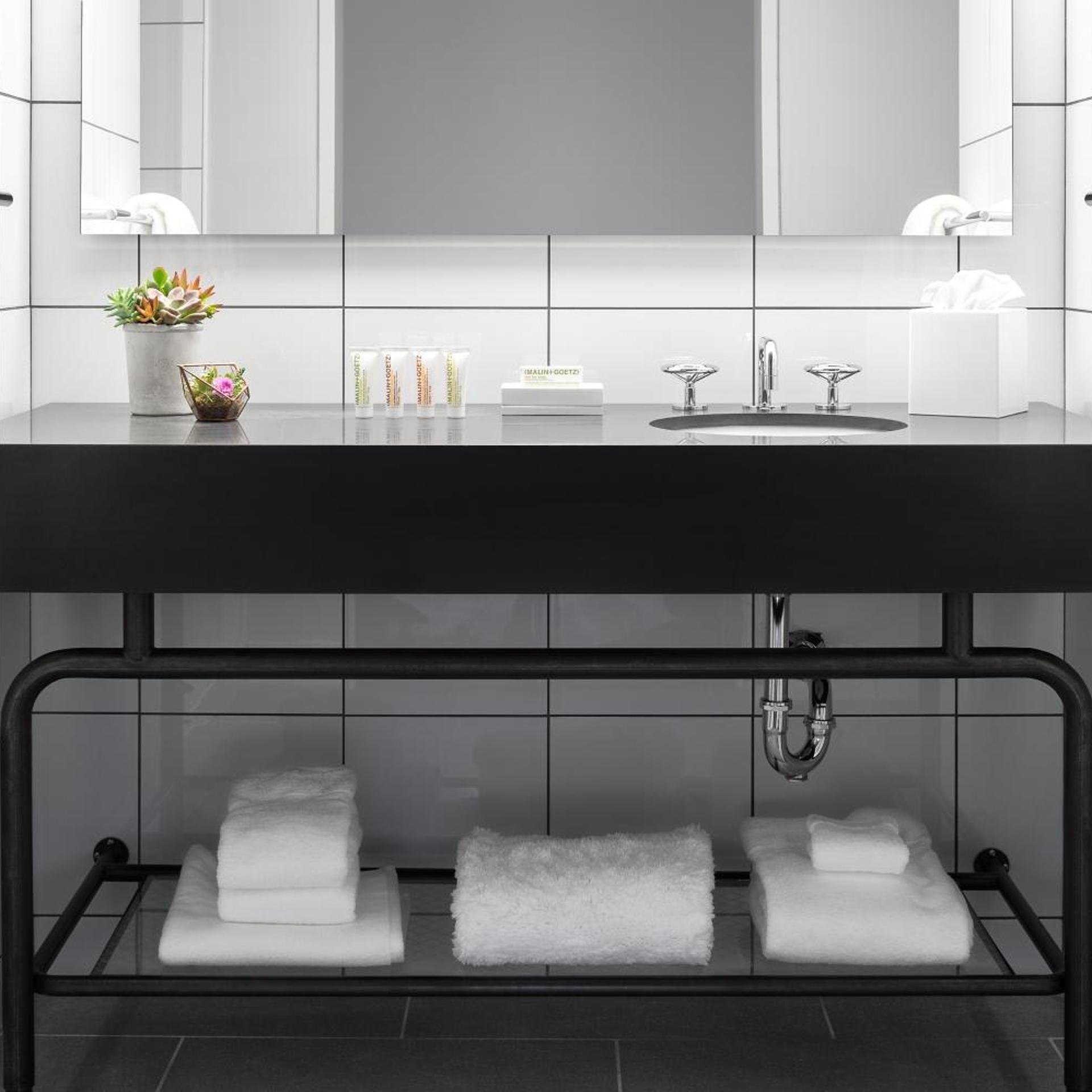 جناح استوديو، Fordson Hotel Unbound Collection by Hyatt 5/7
