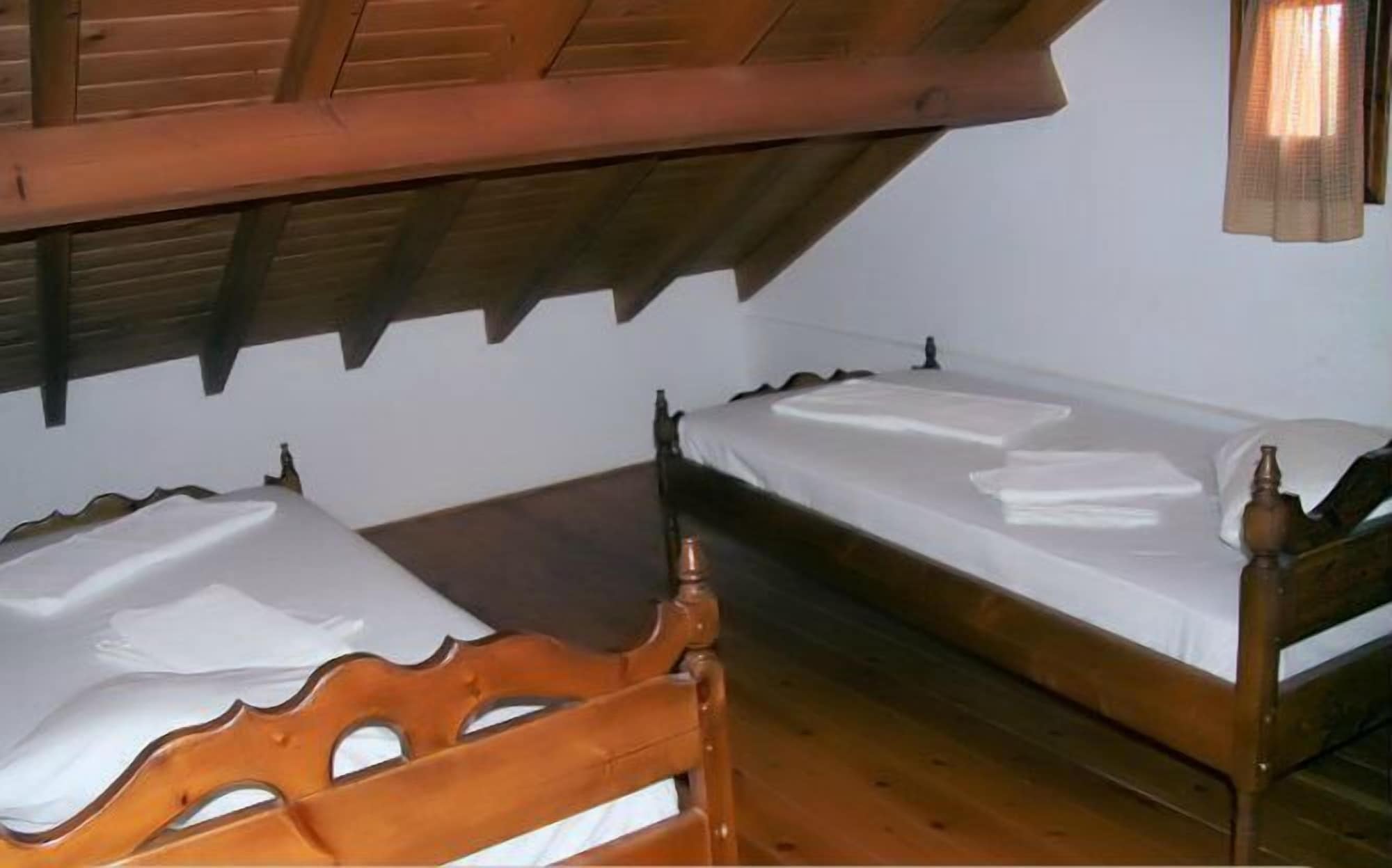 2 BEDROOMS, APARTMENT