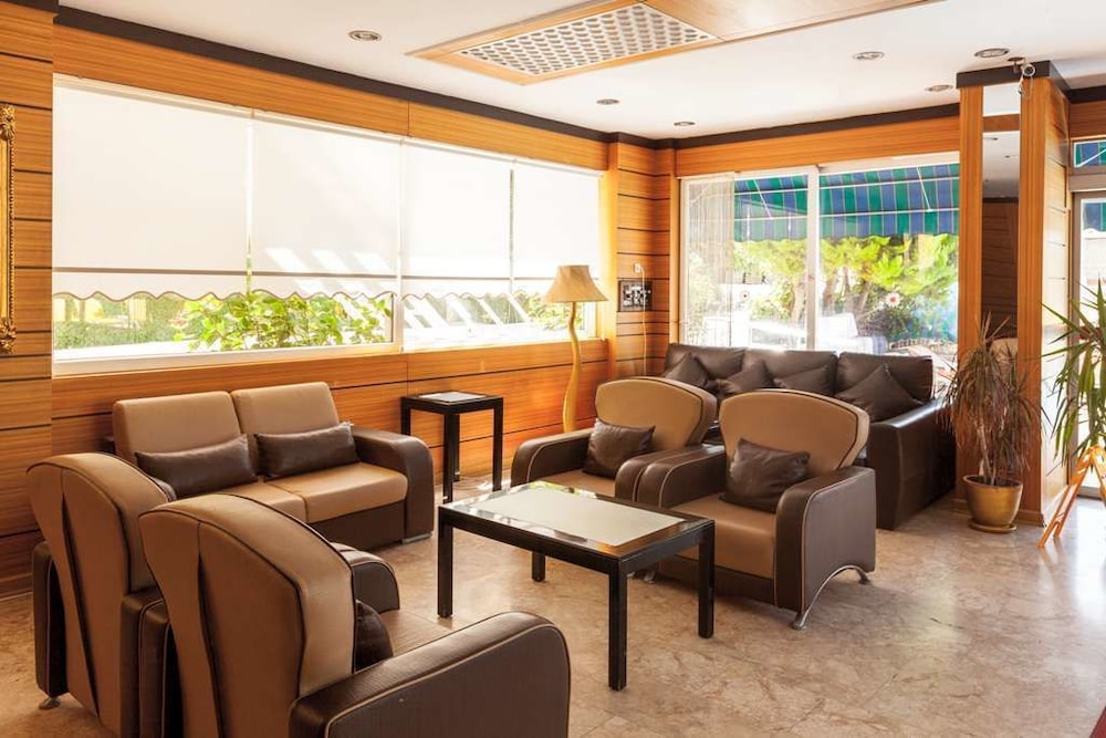 Galaxy Beach Hotel 52/72
