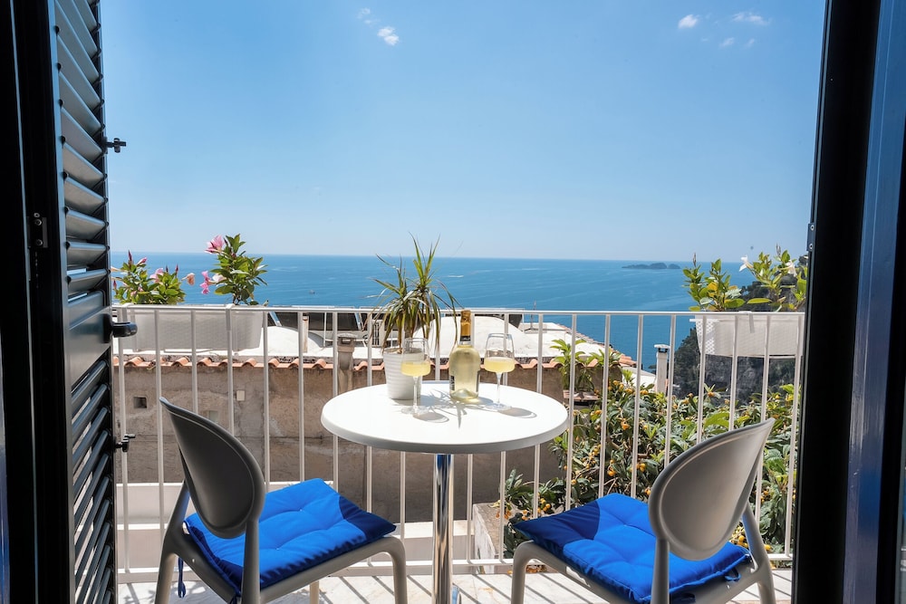 B B Casa Nilde Positano 47/66