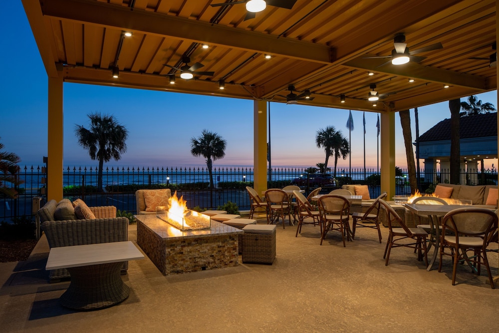 Holiday Inn Resort Galveston-On The Beach 38/55