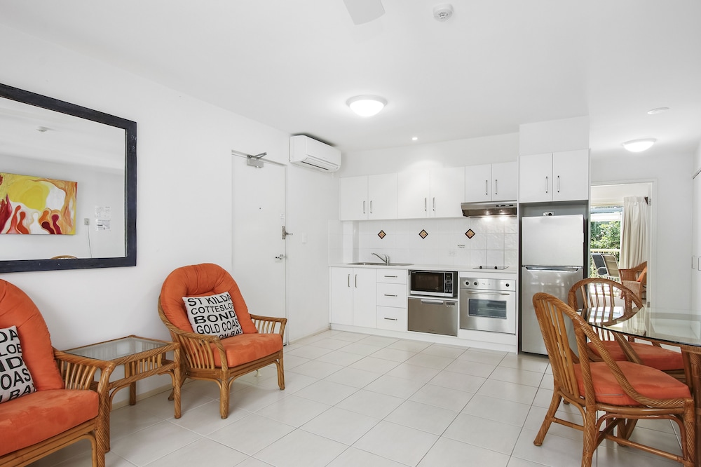Headland Beach Resort 45/69