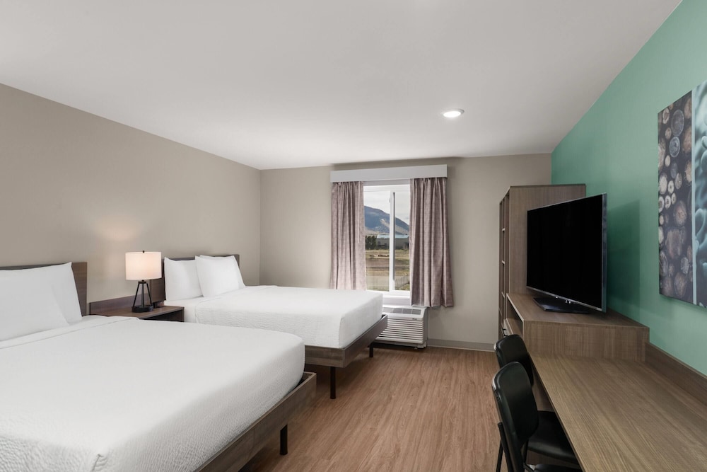 ECHO Suites Extended Stay by Wyndham Bozeman 32/68