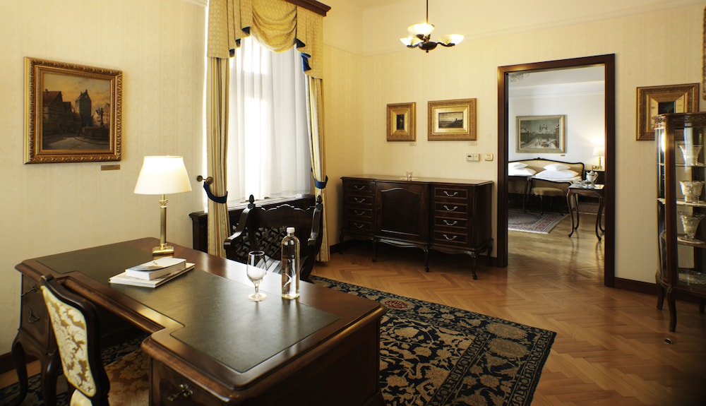 GRAND HOTEL TOPLICE 52/78