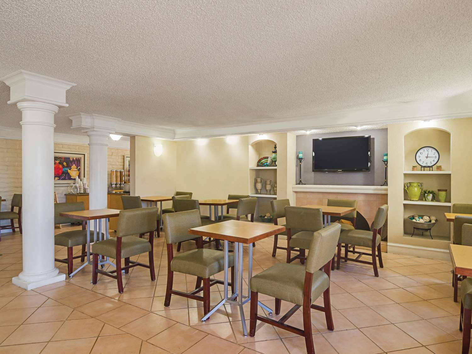 Ramada by Wyndham Westminster Denver 39/50