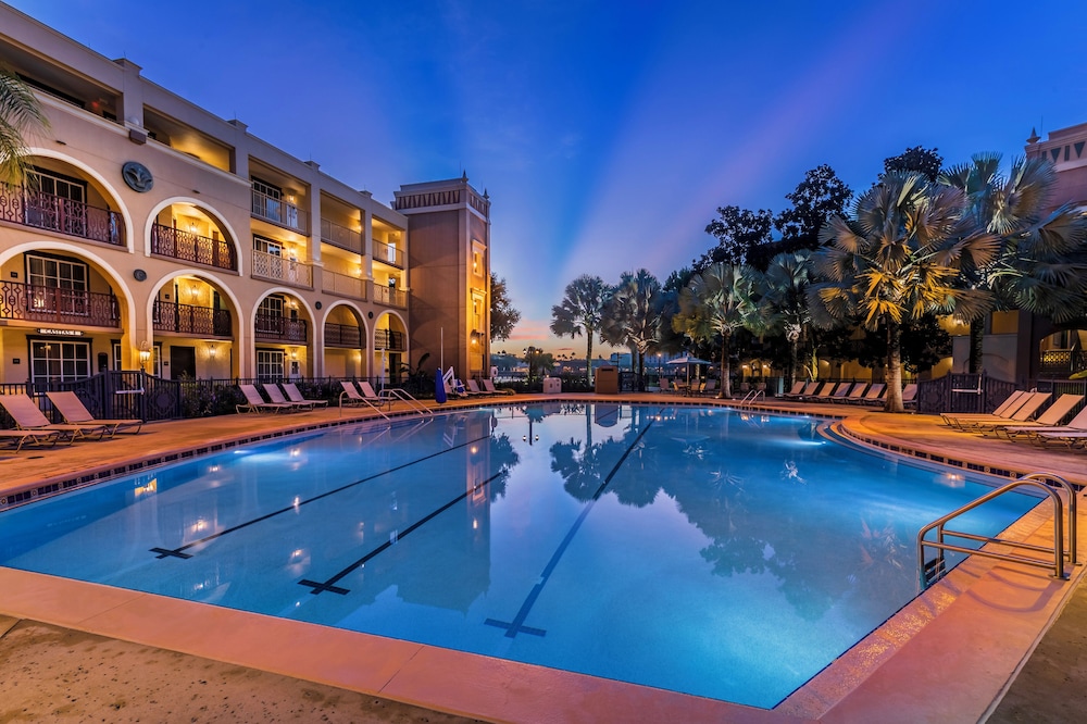 Disneys Coronado Springs Resort 26/50