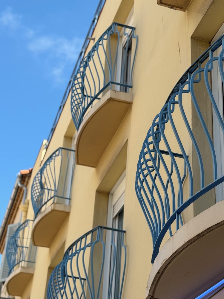 Hotel Provencal 4/51