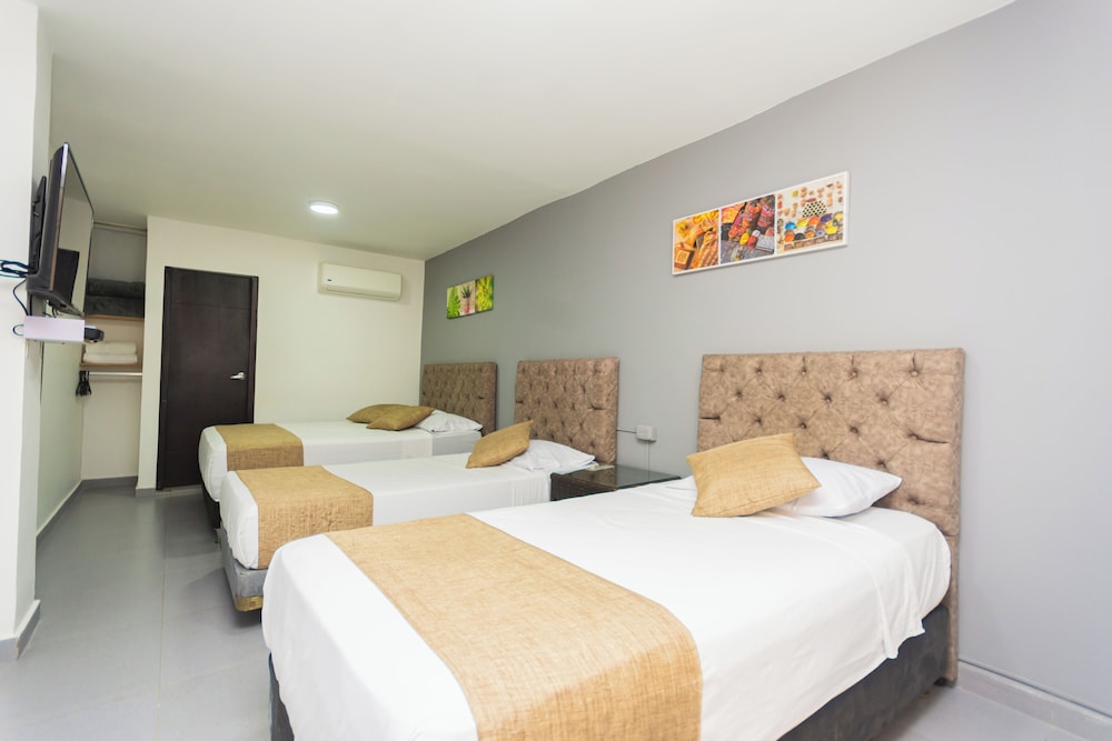 Hotel Med 94 Barranquilla 12/43