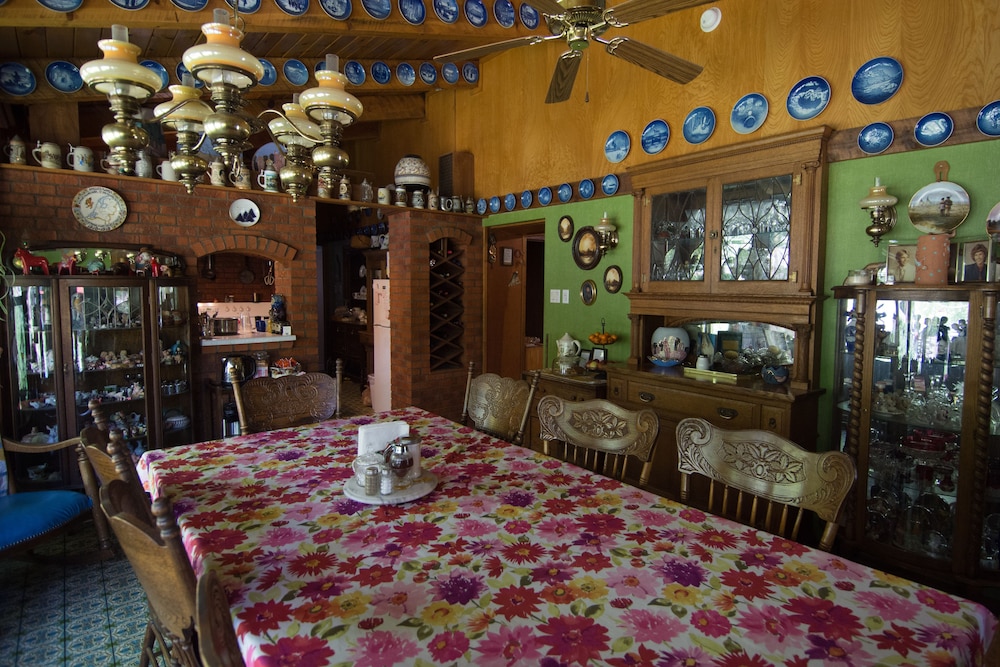 Red Horse Vineyard Bed & Breakfast 3/66