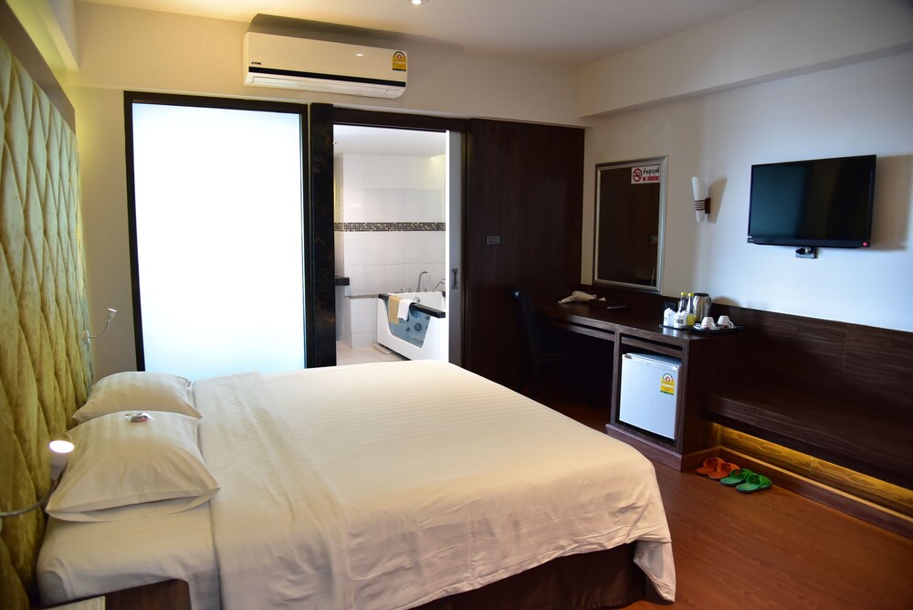 Grand Pink Hotel Hat Yai 14/49