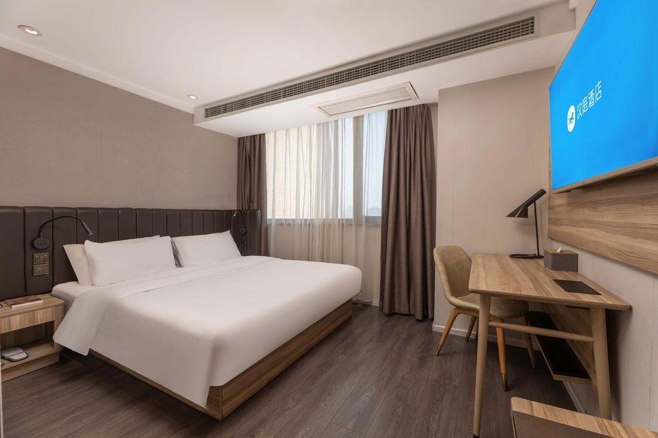 Superior, Queen Bed