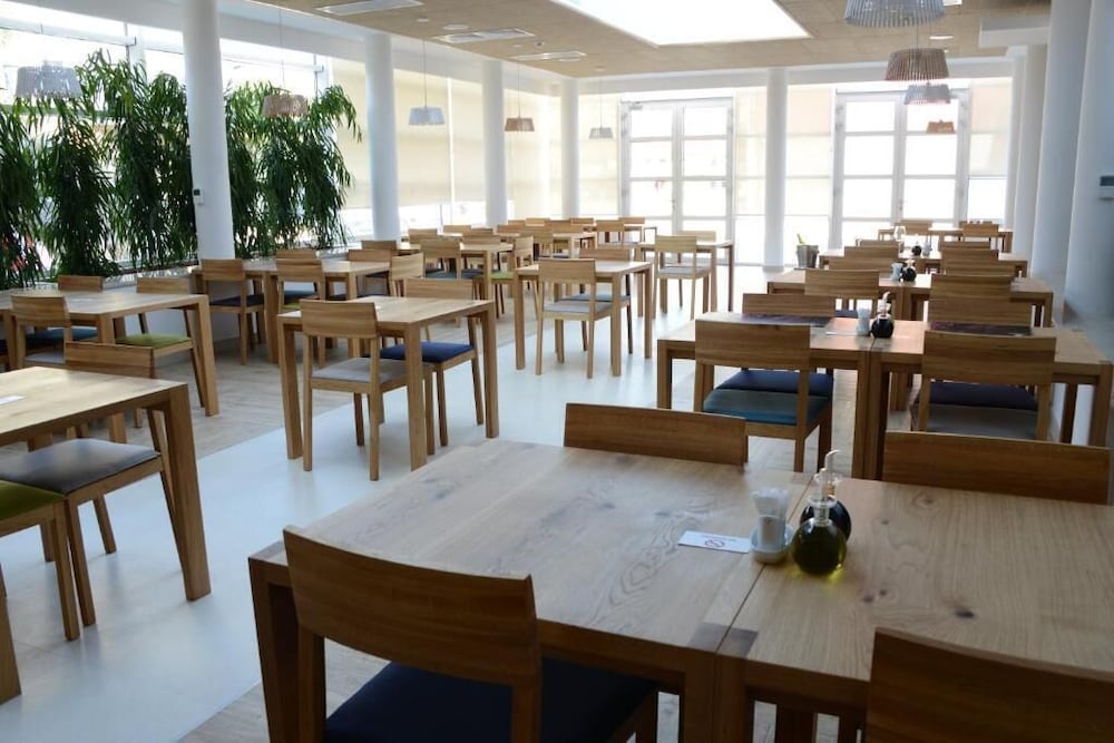 Hotel Nar 21/23
