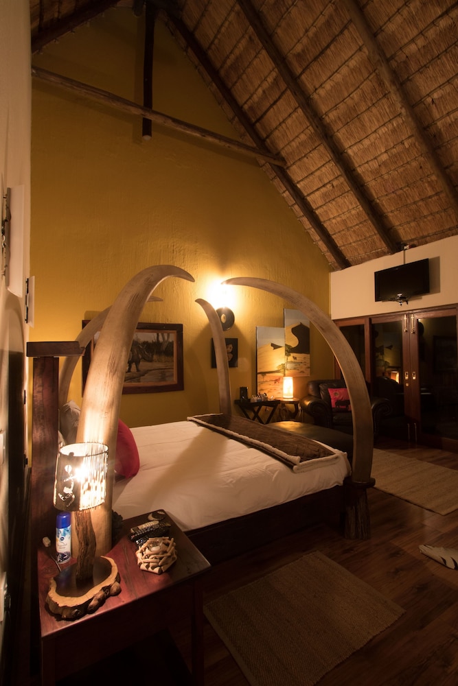 Phumelelo Lodge 5/22