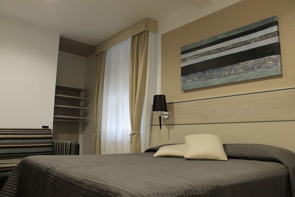 Hotel Coccodrillo 18/68