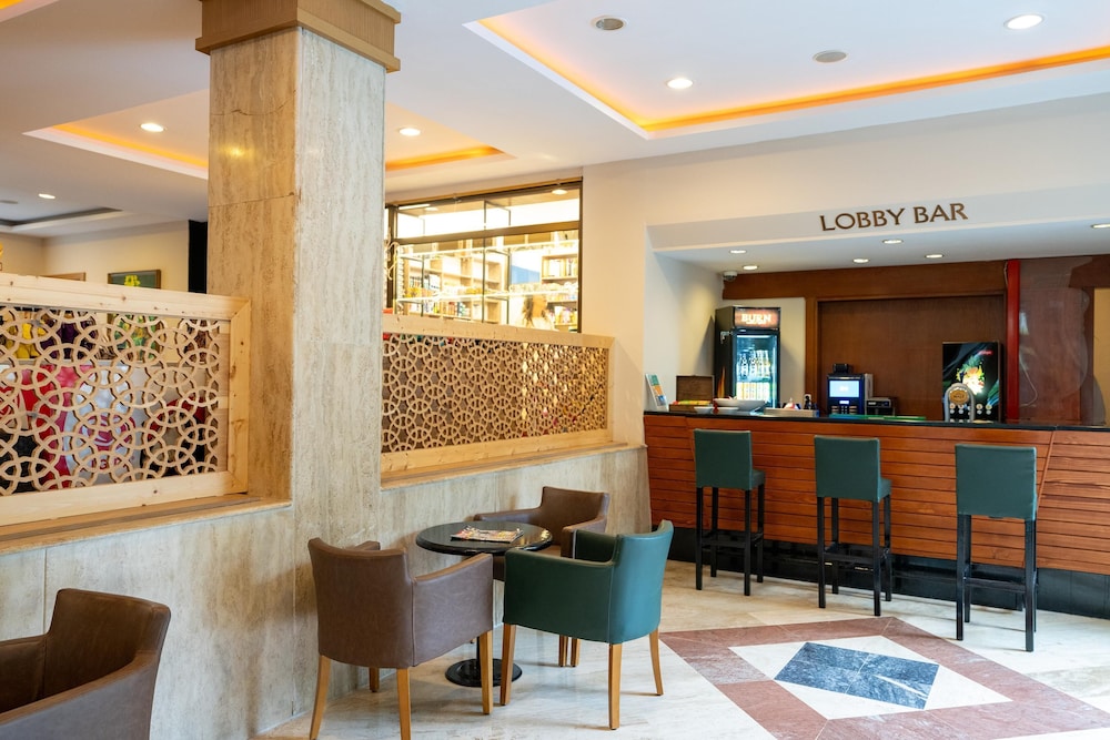 Marbel Hotel 44/60