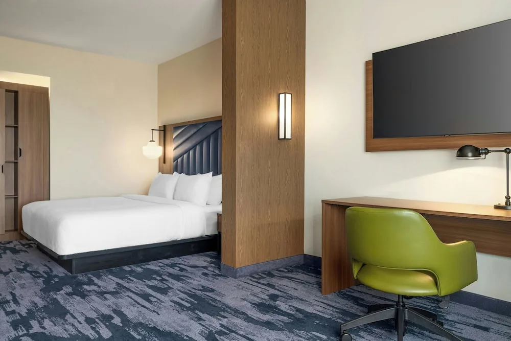 Fairfield by Marriott Inn & Suites Forrest City 10/33
