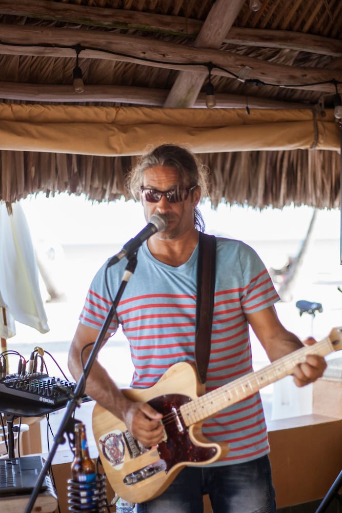 Riptide Oceanfront Hotel 10/72