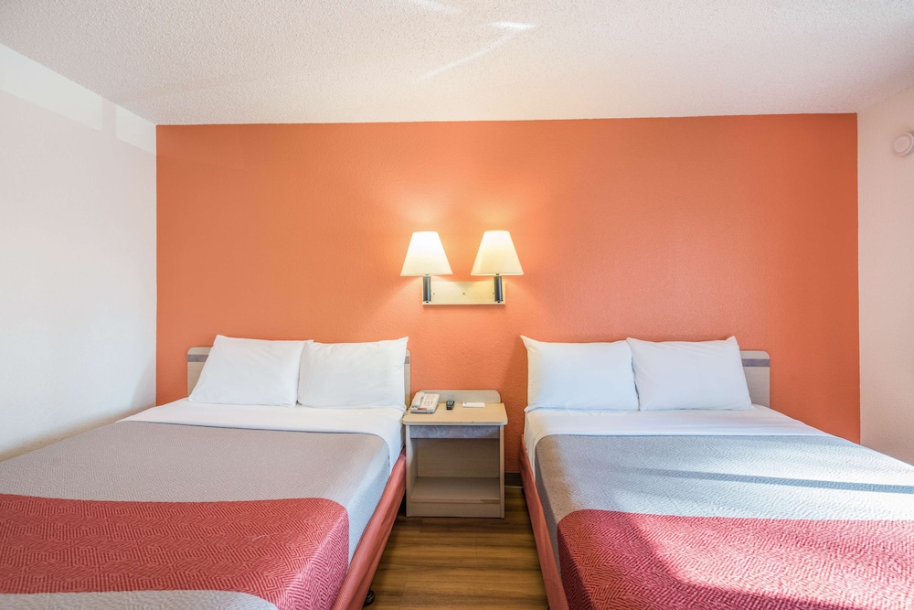 Motel6 Fairfield, CA - North 15/69
