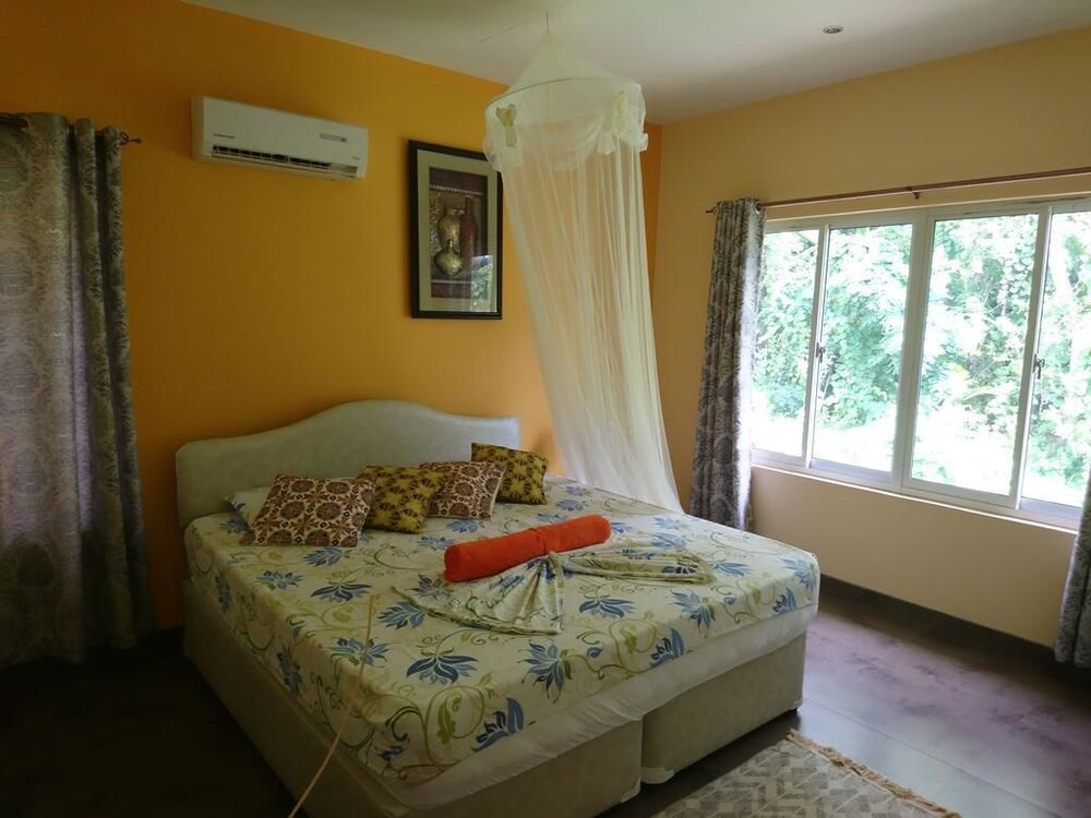 Alha Villa 5/22
