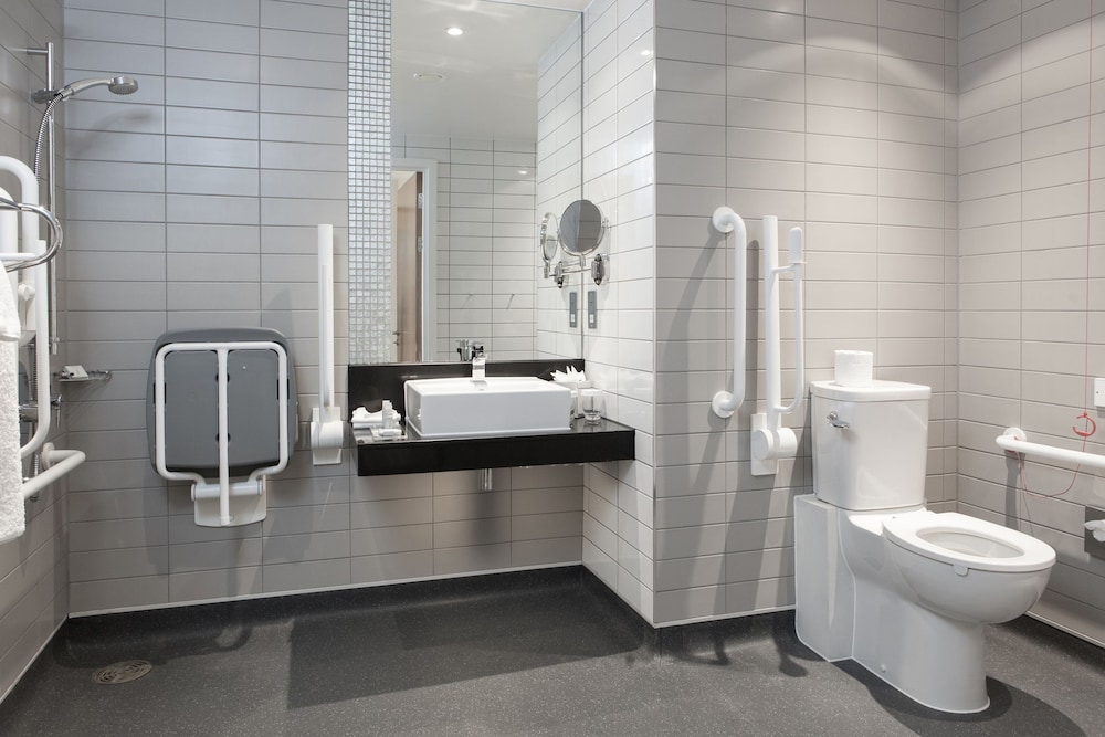 CROWNE PLAZA NEWCASTLE - STEPHENSON QUARTER 15/74
