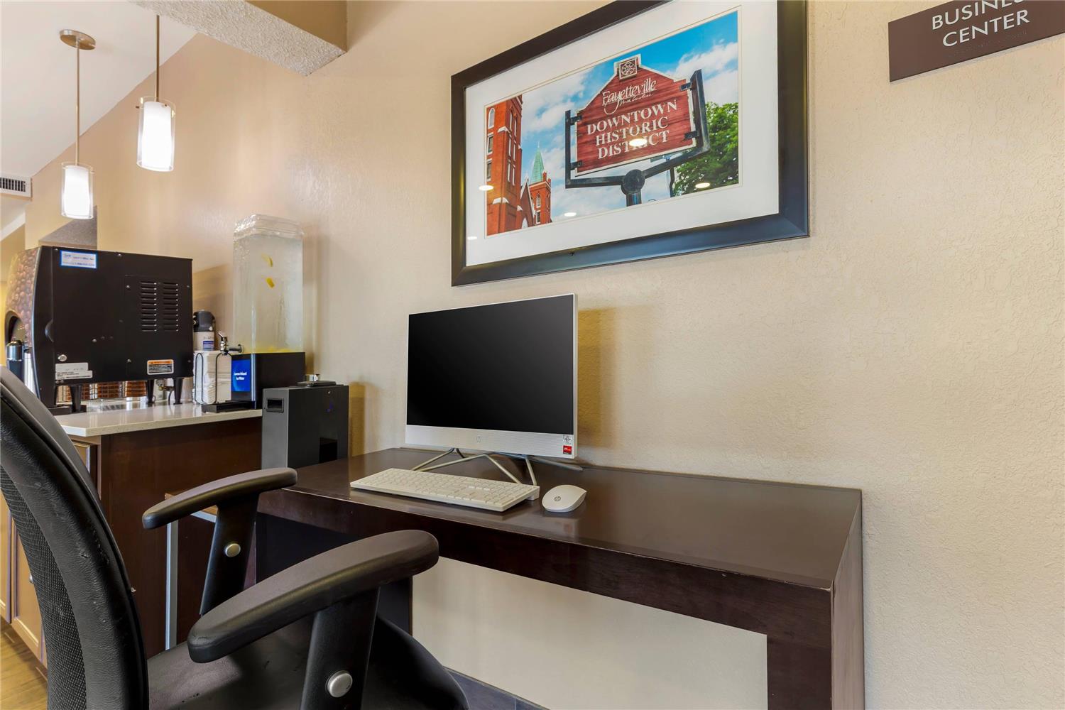 Quality Inn & Suites Spring Lake - Fayetteville near Fort Bragg 34/41