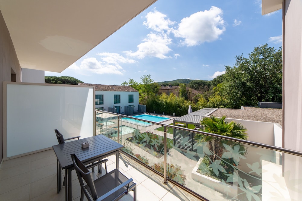 Kube St Tropez Hotel 4/74
