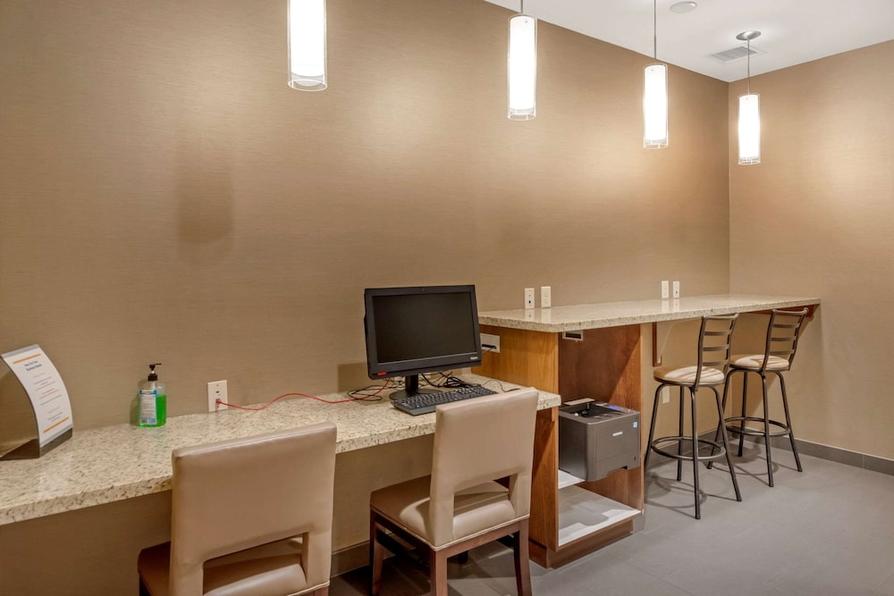 Comfort Suites St George - University Area 39/47