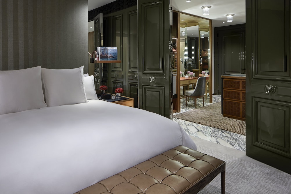 Rosewood Hong Kong 15/85