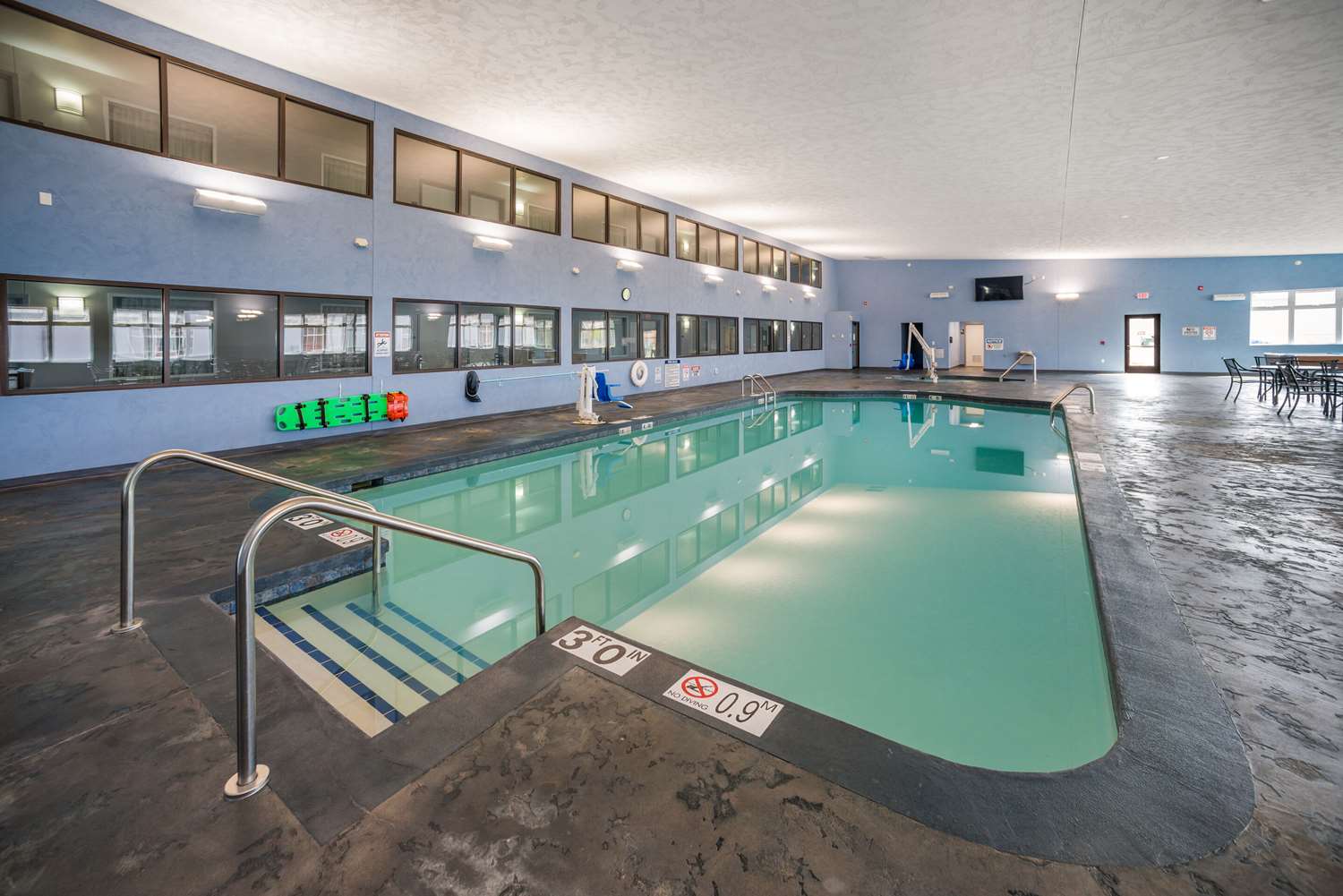 AmericInn by Wyndham Green Bay Near Stadium 23/38
