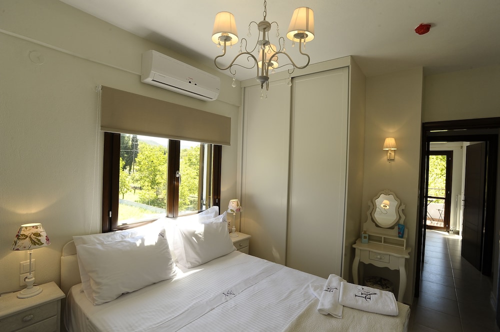 Levantes Villas 5/36