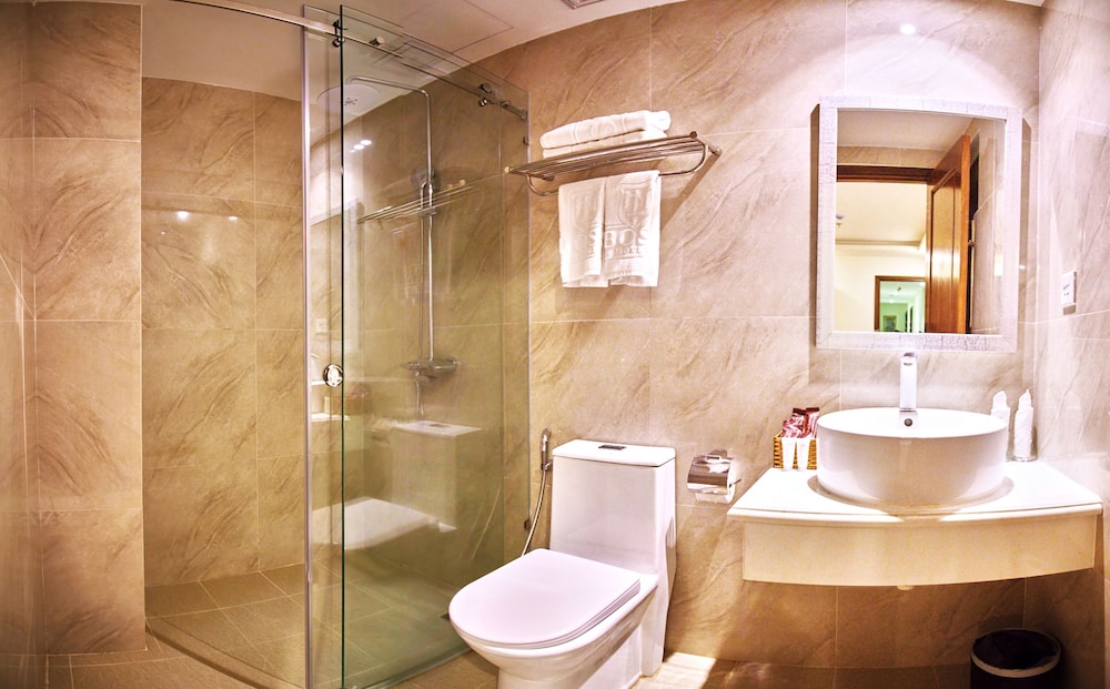 BOSS HOTEL NHA TRANG 68/72
