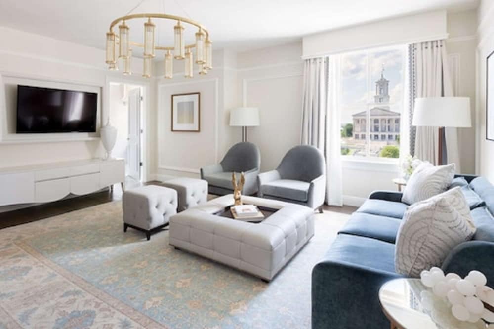 The Hermitage Hotel 43/61