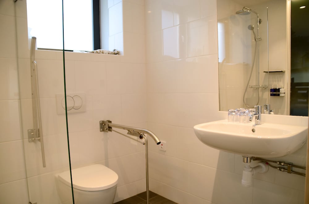Marholmen Hotell and Conference AB 10/81