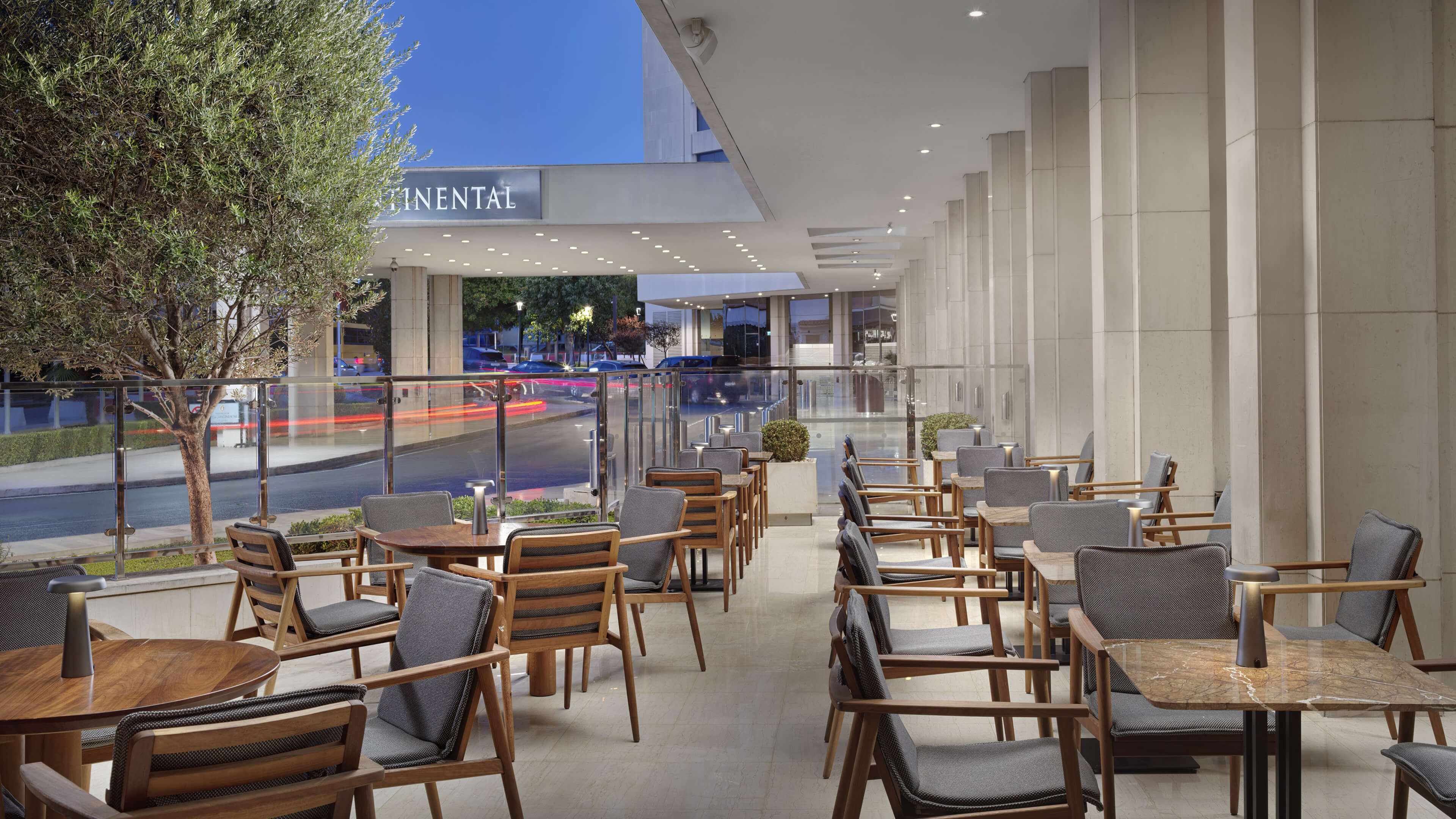 Athenaeum Intercontinental Hotel 30/50
