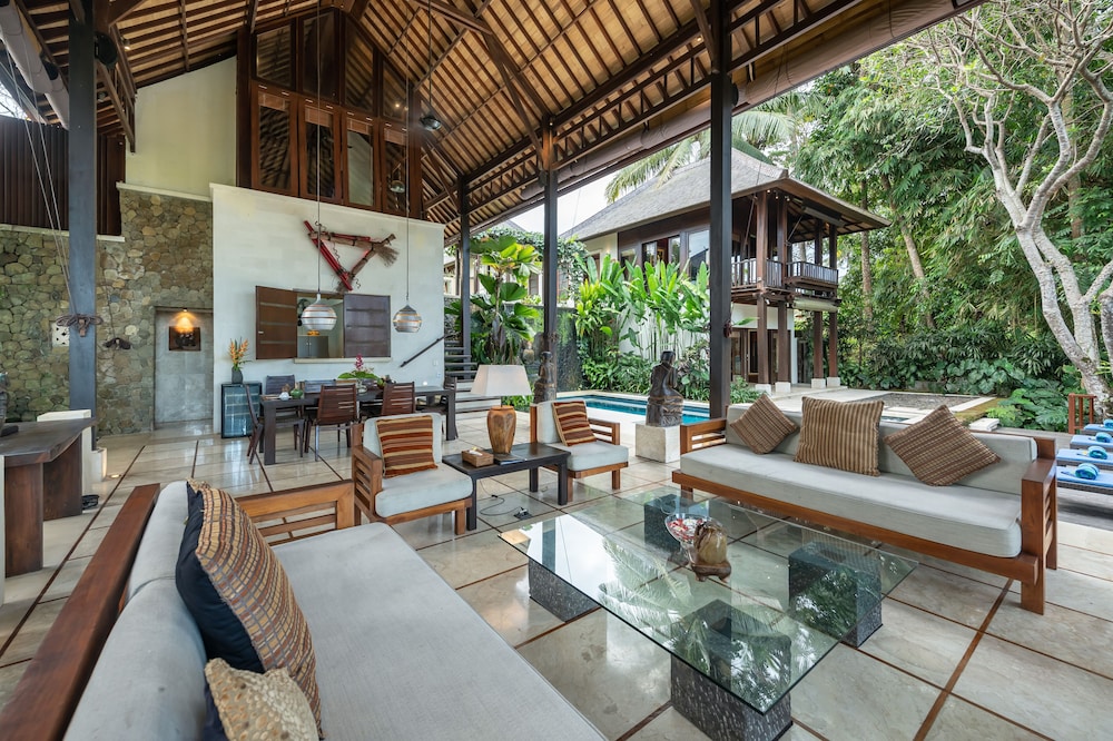 Villa Vajra 17/27