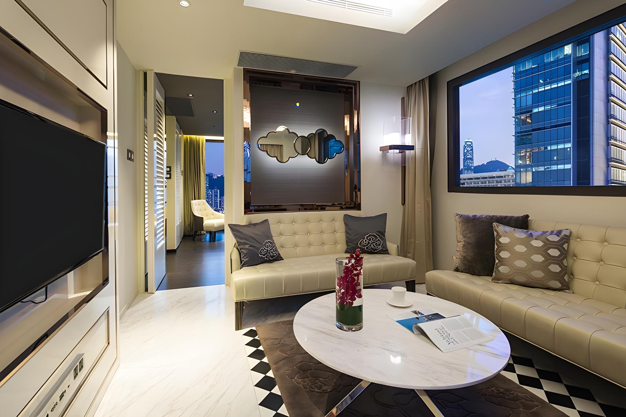 PRESIDENTIAL, SUITE