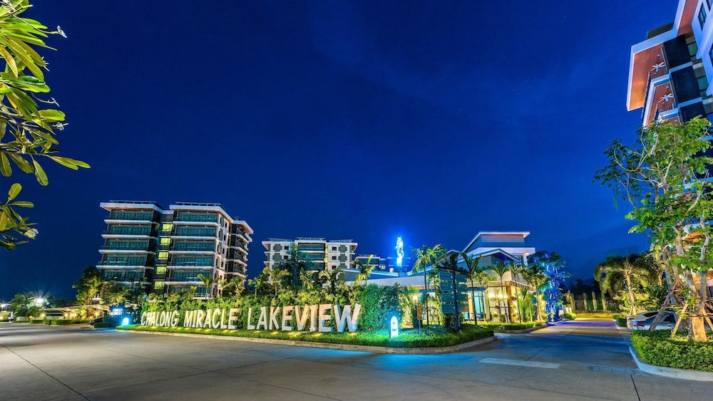 Chalong Miracle Lakeview Resort & Spa 2/100