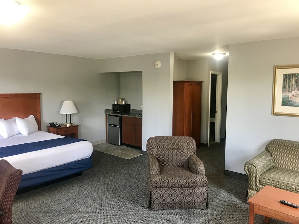 American Inn North Kansas City 21/57