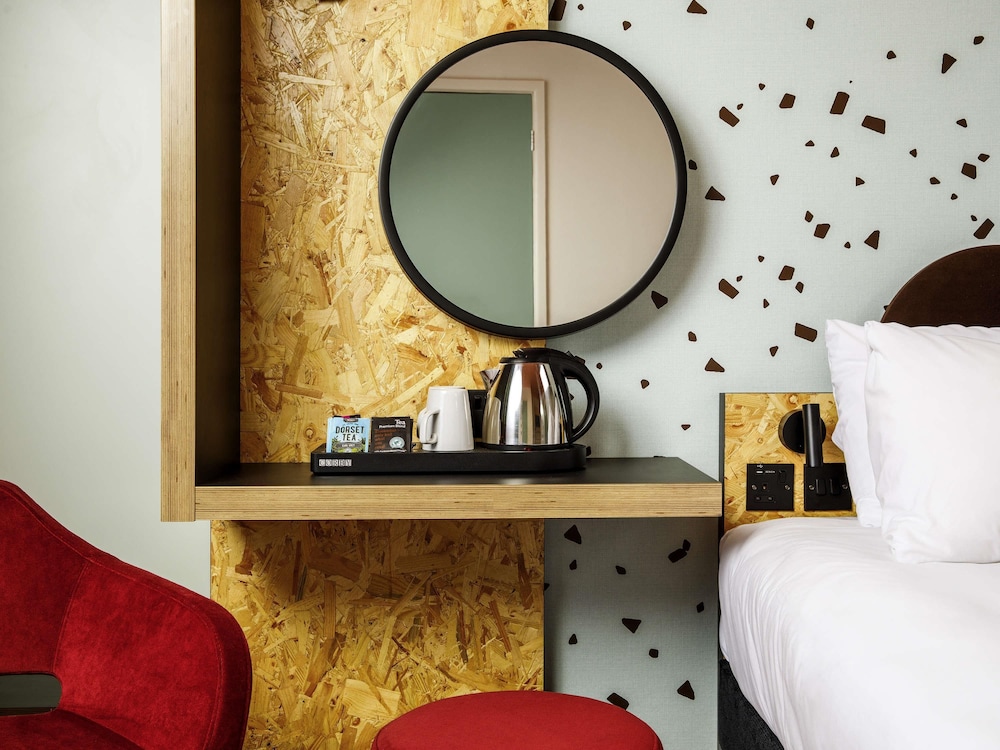 ibis Styles Bournemouth 50/50
